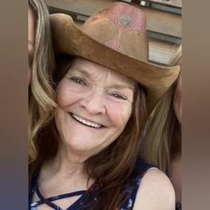 Meet your Posher, Alita